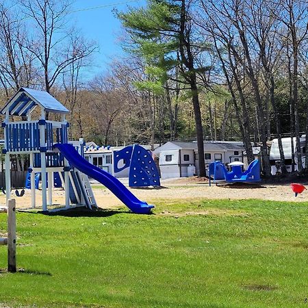 Winnasquam Beach Resort Belmont Exteriör bild